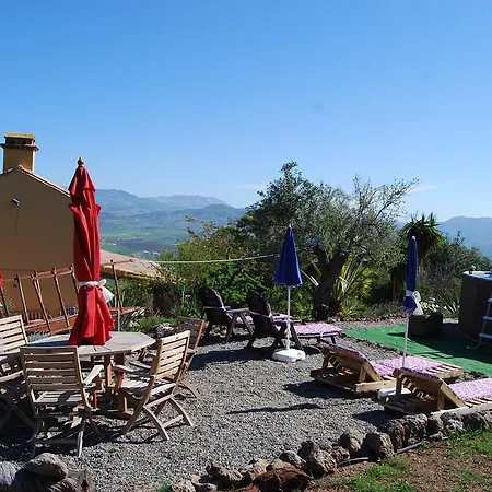Hidden Valley Andalucia Camping 3*